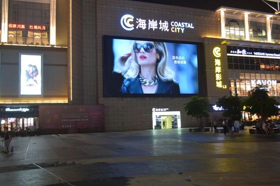 Κίνα Τηλεοπτικές επιτροπές τοίχων των εσωτερικών οδηγήσεων, ενοίκιο 600cd/㎡ σκηνικής οθόνης των άνευ ραφής οδηγήσεων προμηθευτής