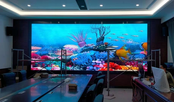 Π1.25 Εσωτερική σταθερή οθόνη LED Αλουμινίου Υψηλής ανάλυσης πλήρους χρώματος Smd 3in1 για αίθουσα εκθέσεων σχολείου
