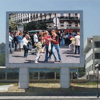 P6 επίδειξη των υπαίθριων πλήρων οδηγήσεων χρώματος