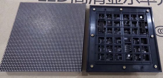 SMD2121 επίδειξη 3mm των υπαίθριων πλήρων οδηγήσεων χρώματος πίσσα εικονοκυττάρου για την τηλεοπτική διαφήμιση τοίχων